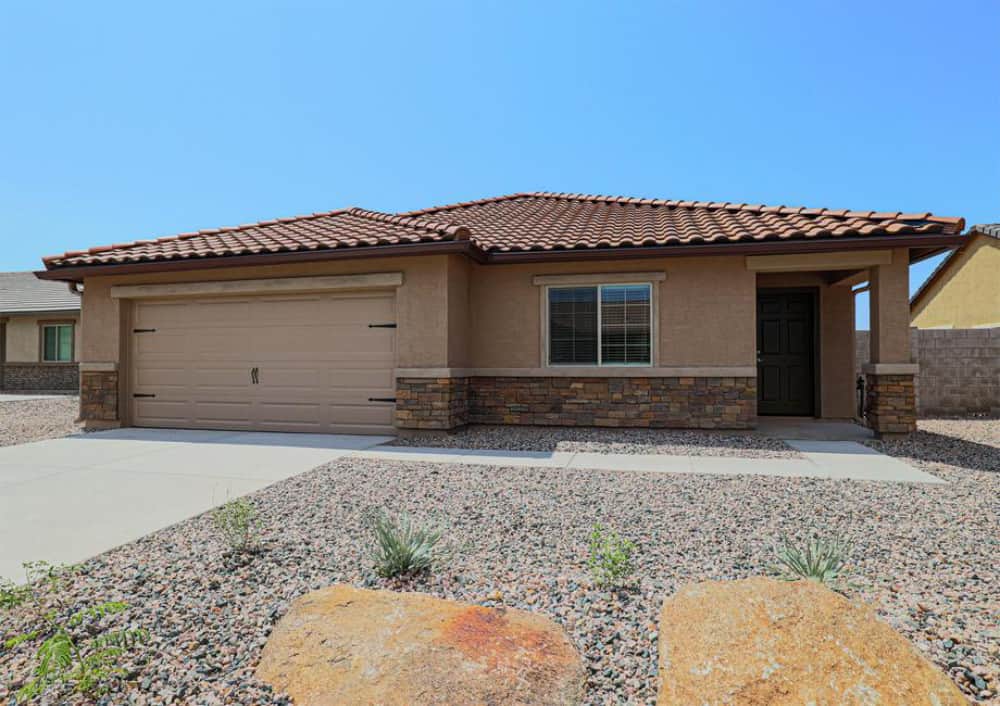 Mustang floor plan - LGI Homes in Arizona
